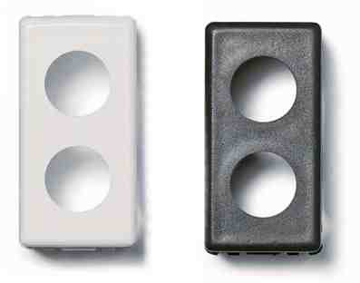 VI-EKB2 ADATTATORE PER PRESA DEMIX EIKON - FRACARRO 289742 VI-EKB2 ADATTATORE PER PRESA DEMIX EIKON - FRACARRO 289742