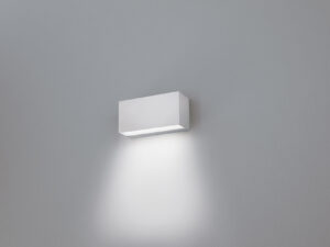 APPLIQUE MONO 15W 3K 85 IP65 230V BI - NOBILE ILLUMINAZIONE BA20/1A/3K/W