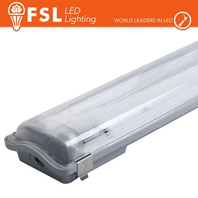 PLAFONIERA STAGNA VUOTA X 2 TUBI LED 60CM - LIFE365 FLB-2T60 PLAFONIERA STAGNA VUOTA X 2 TUBI LED 60CM - LIFE365 FLB-2T60